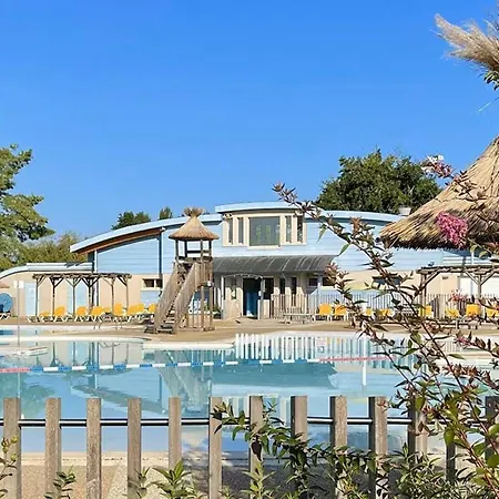 T2 Avec Piscine Et Wifi à Barbotan, Animaux Bienvenus - Fr-1-841-25 Apartamento *